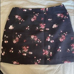 Loft mini-skirt